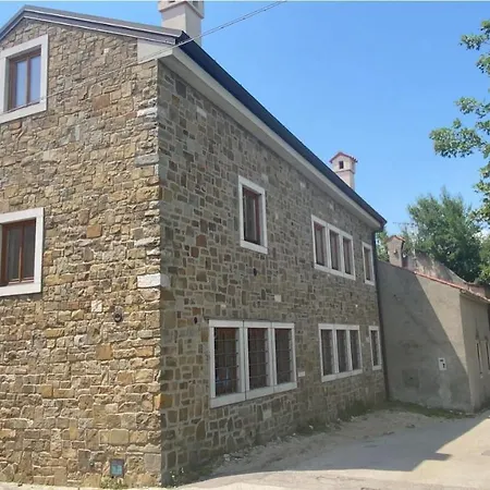 Borgo Contovello Apartman *
